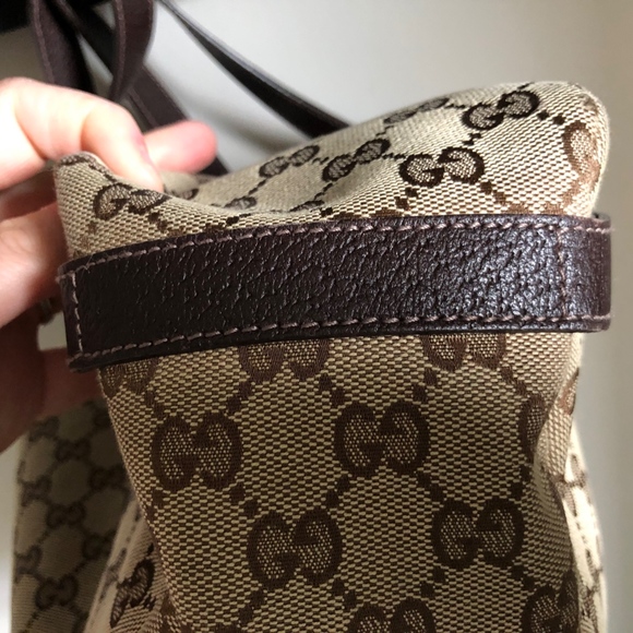 Gucci Abbey Hobo Monogram Bag - Picture 7 of 8